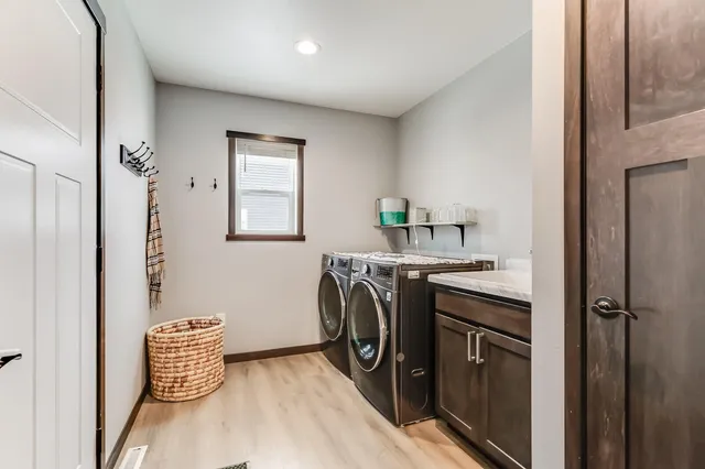 $464,900 | 2007 Spakenburg Road, Holmen, WI 54636