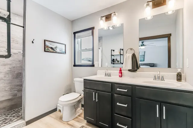 $464,900 | 2007 Spakenburg Road, Holmen, WI 54636