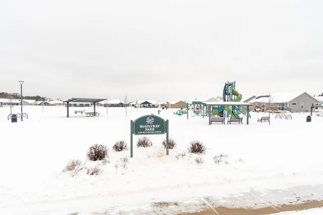 $464,900 | 2007 Spakenburg Road, Holmen, WI 54636