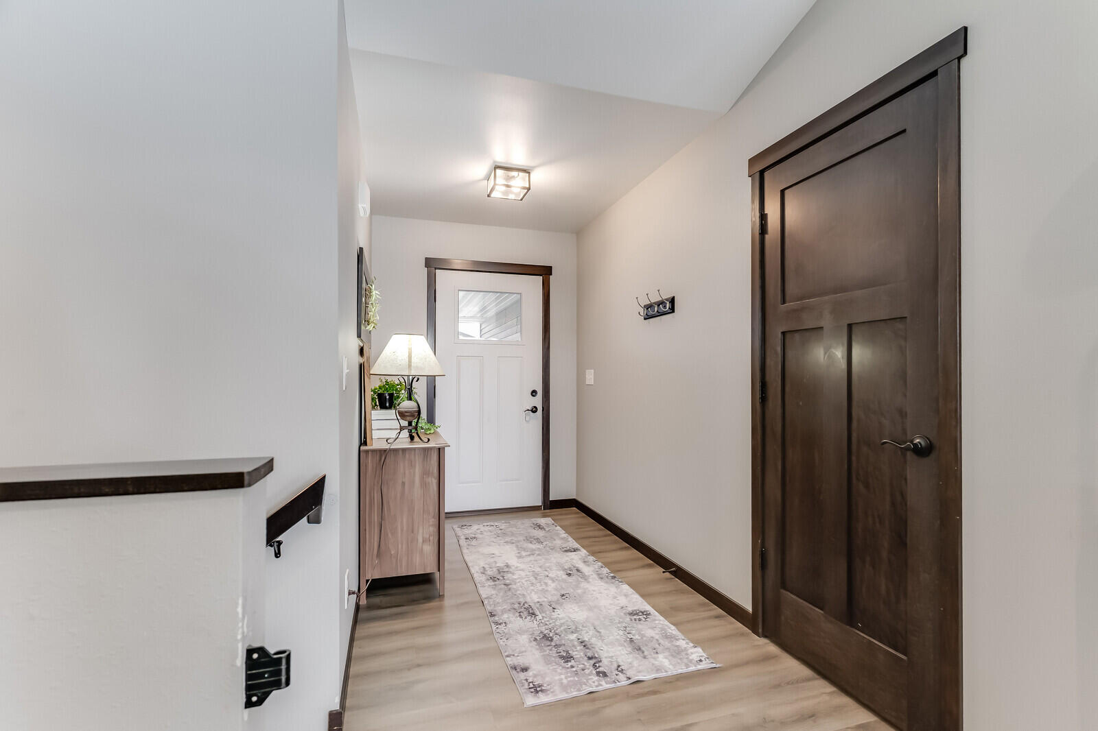 2007 Spakenburg Road Holmen, WI 54636 - Photo 6 of 42 12_2007SpakenburgRd_Entry1_mls