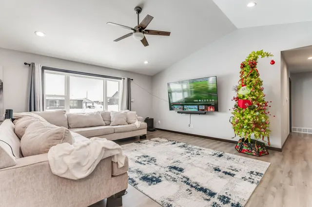 $464,900 | 2007 Spakenburg Road, Holmen, WI 54636