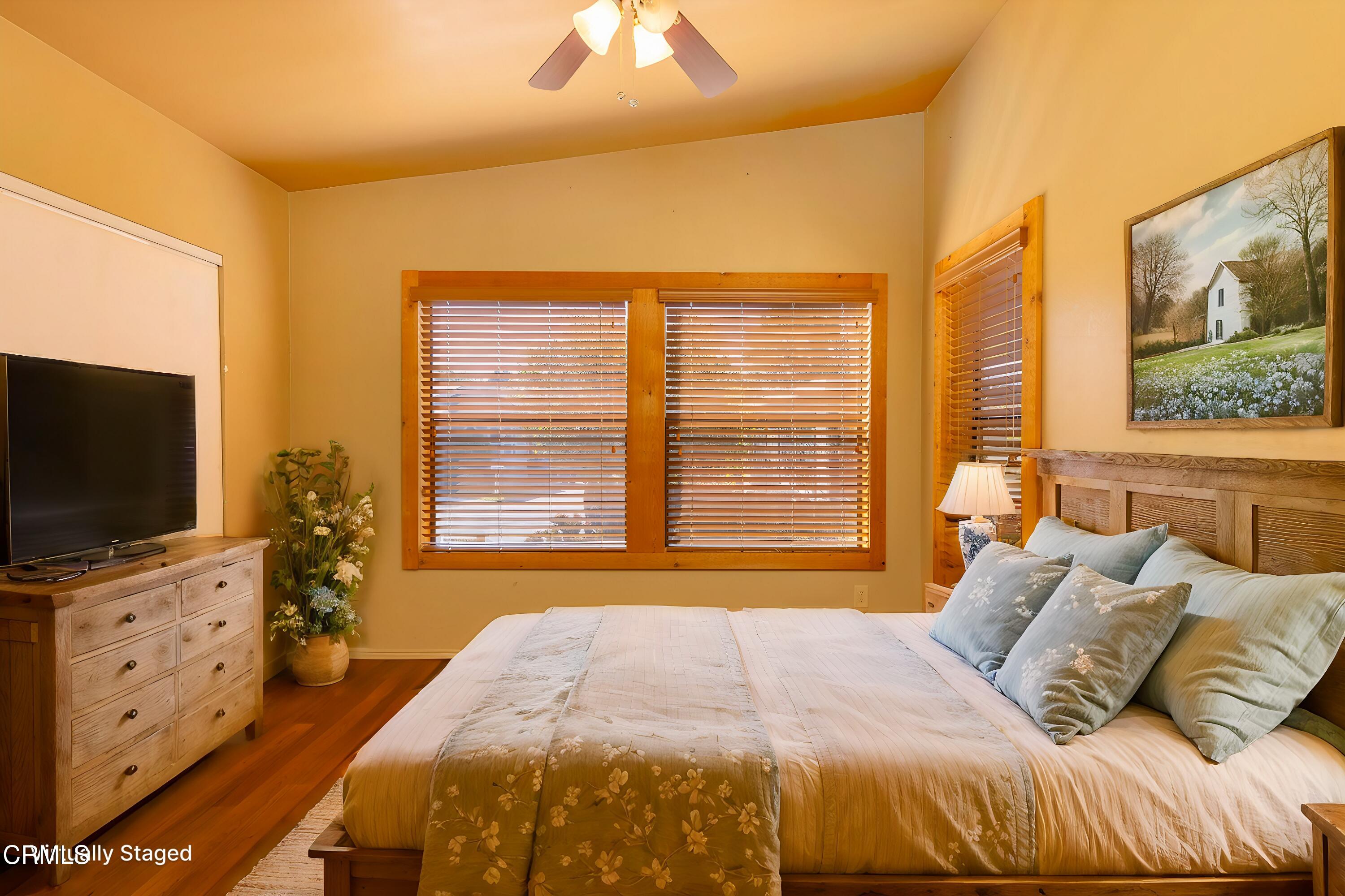 1273 South Rice Road, Unit 83 Ojai, CA 93023 - Photo 16 of 38 1273S.RiceRd83bedroom1