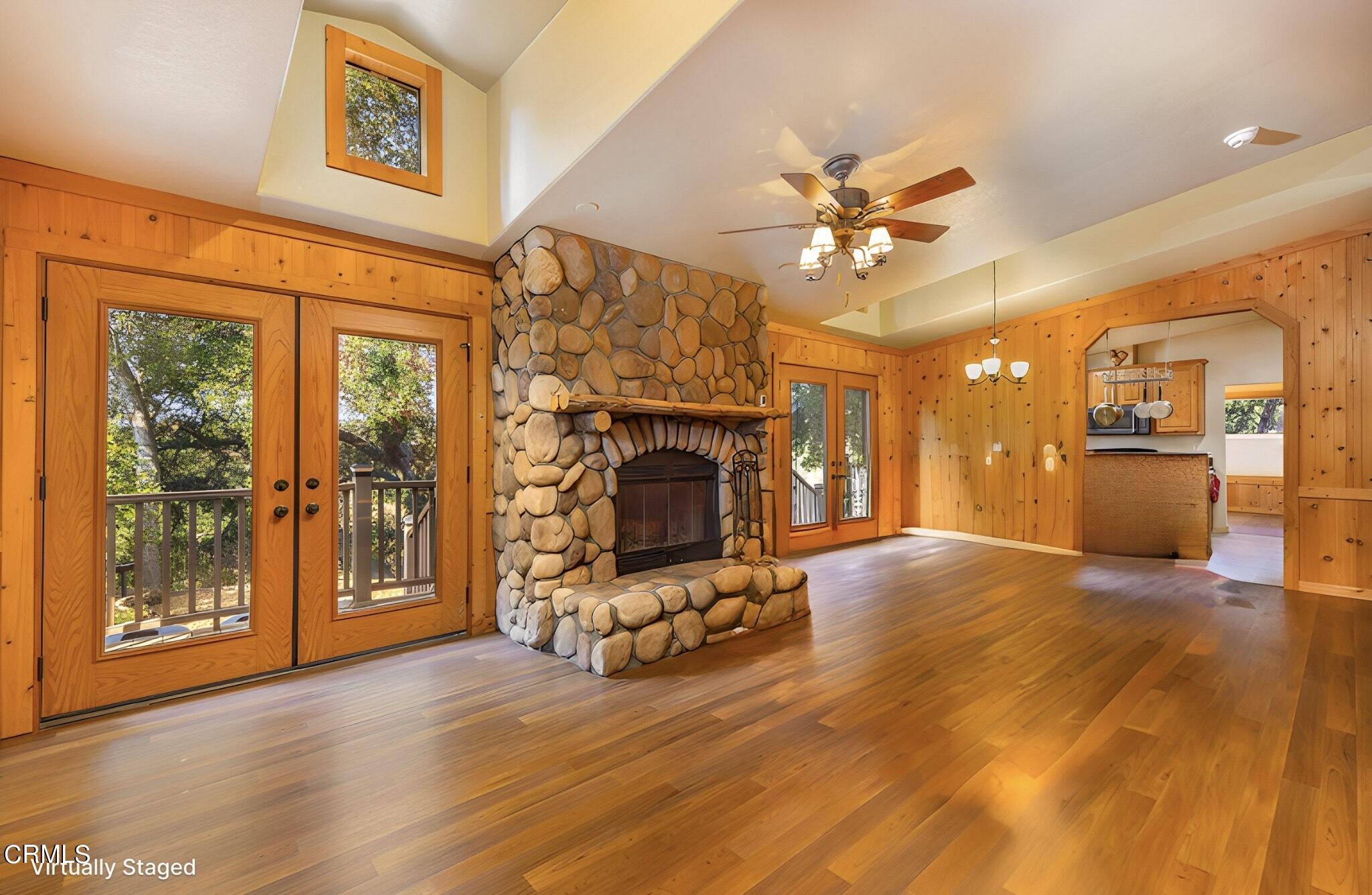 1273S.RiceRd83livingroom
