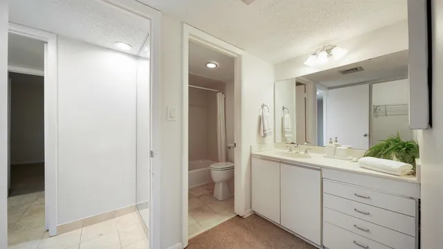 $297,000 | 6000 San Jose Boulevard, Unit 4C, Jacksonville, FL 32217