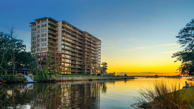 $297,000 | 6000 San Jose Boulevard, Unit 4C, Jacksonville, FL 32217