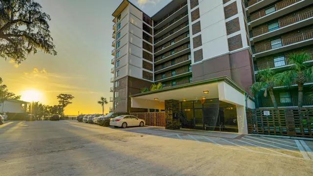 $297,000 | 6000 San Jose Boulevard, Unit 4C, Jacksonville, FL 32217