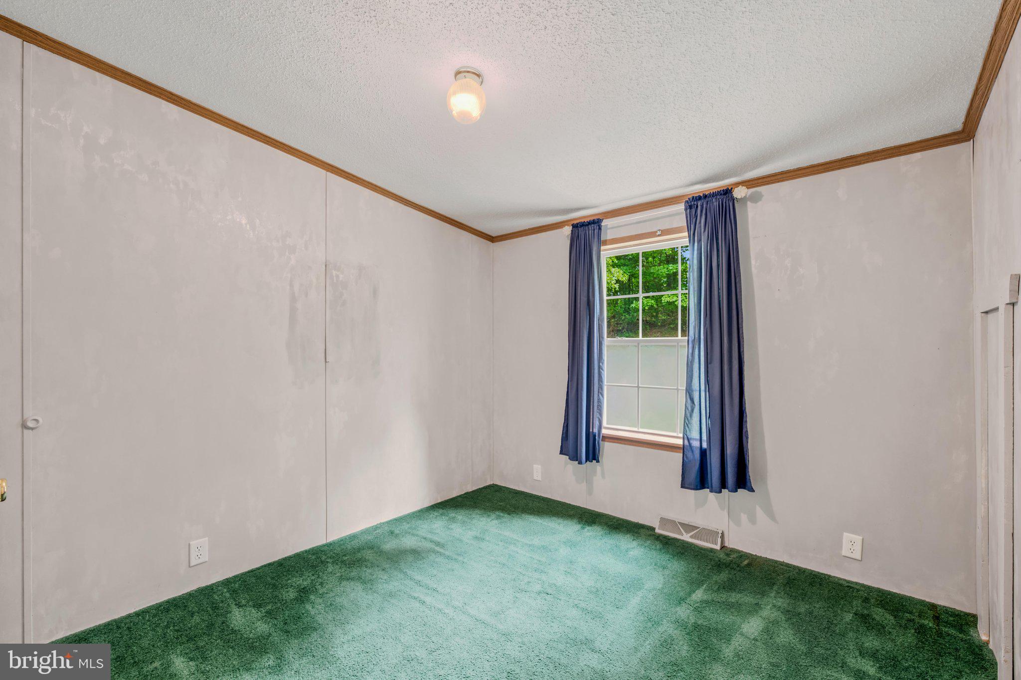 193 Co Rte 9/15 Berkeley Springs, WV 25411 - Photo 25 of 32 Bedroom 4