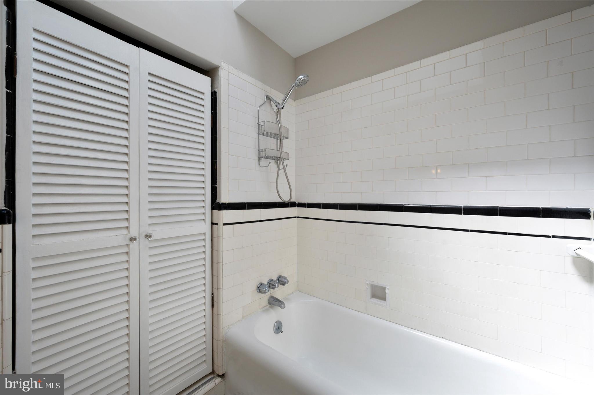 154 Roumfort Road Philadelphia, PA 19119 - Photo 23 of 34 Gallery Image 23