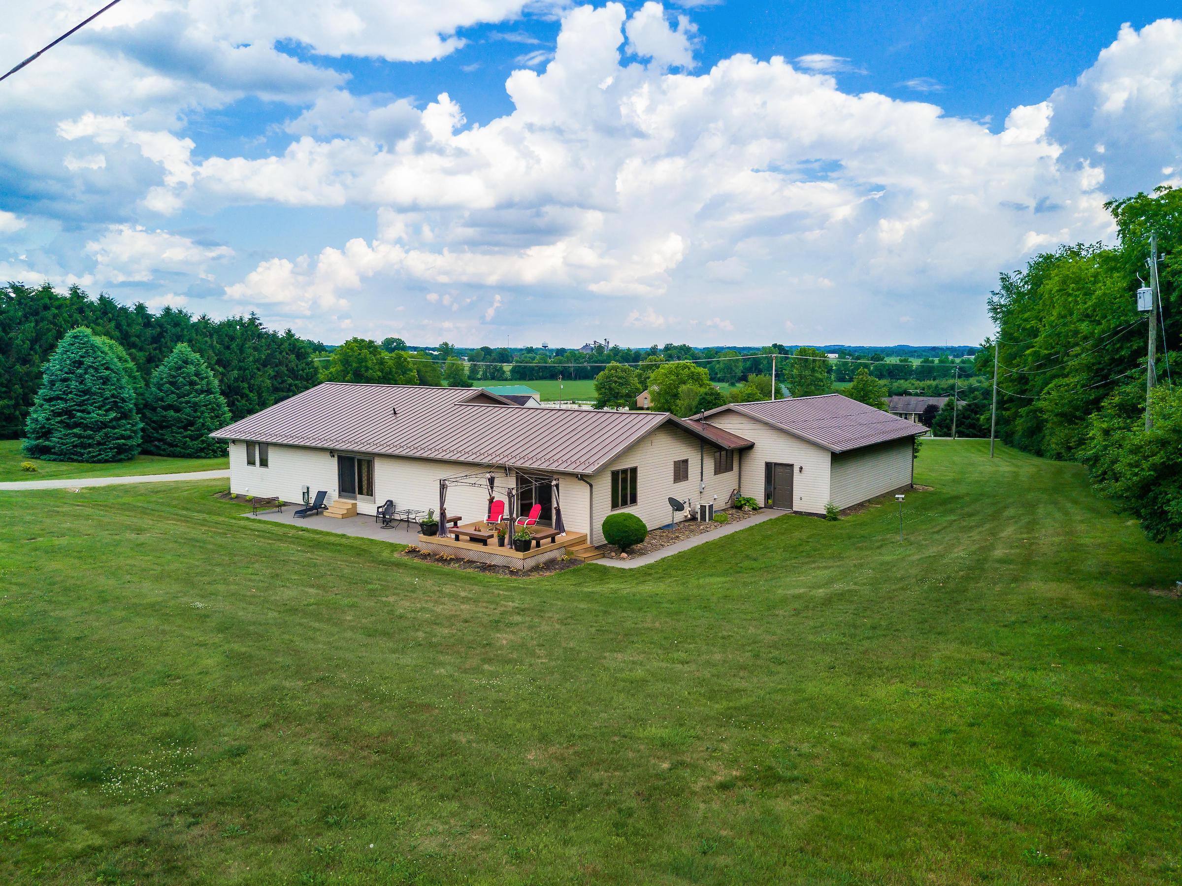 2213 Beaver Run Road Southeast Hebron, OH 43025 - Photo 2 of 64