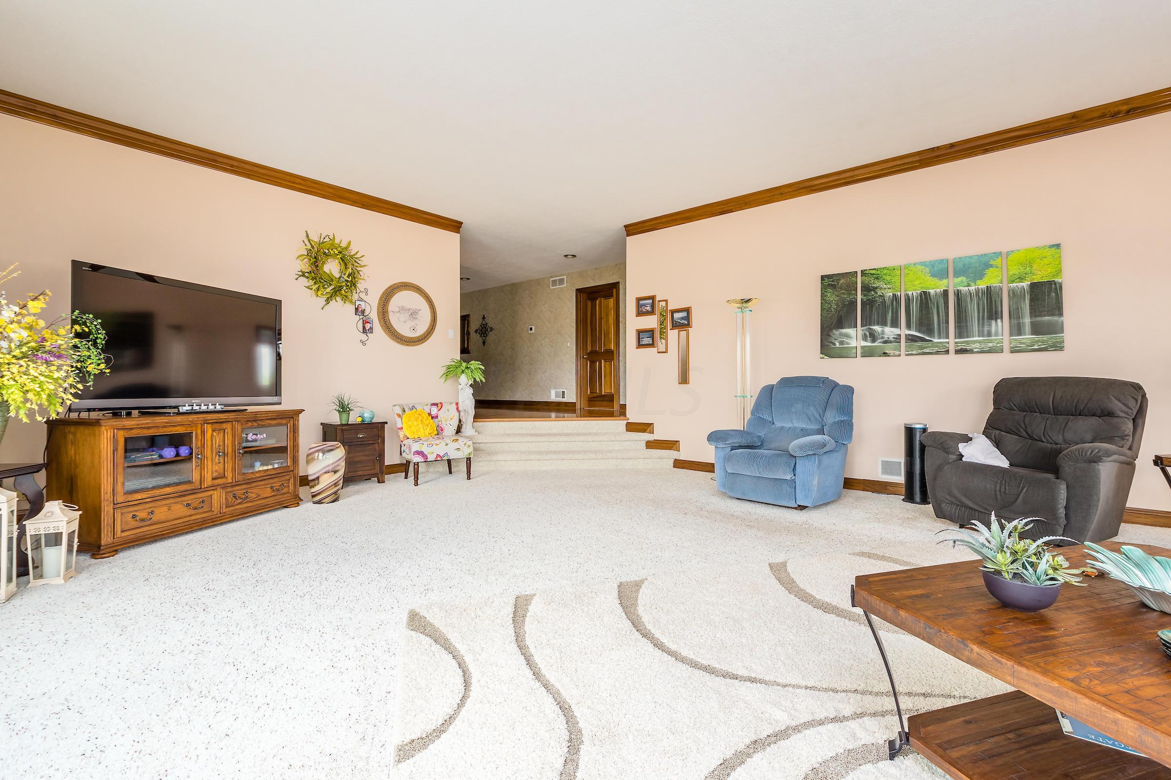 2213 Beaver Run Road Southeast Hebron, OH 43025 - Photo 5 of 64