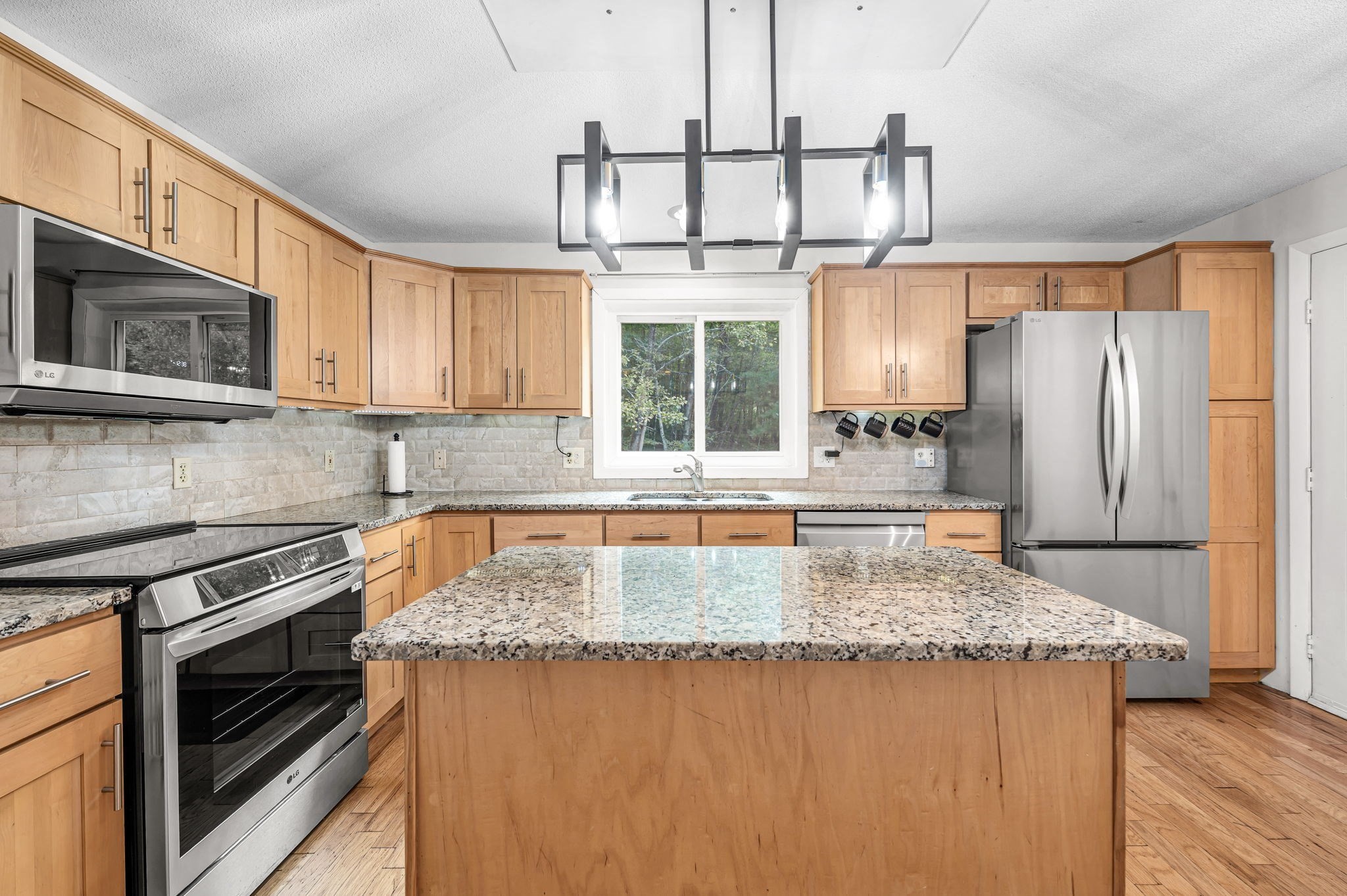 72 Mountain View Drive Belchertown, MA 01007 - Photo 19 of 40 Gallery Image 19