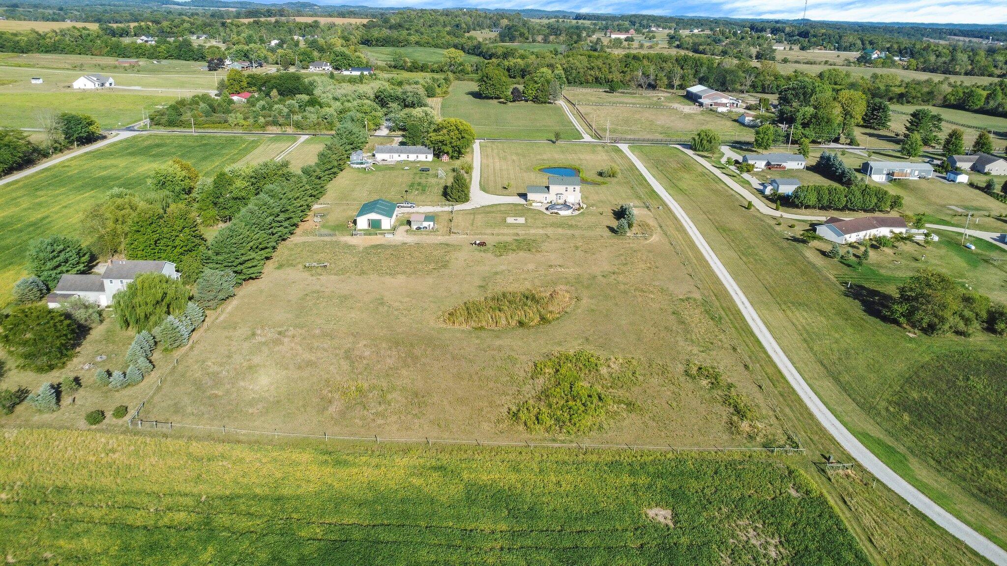 25595 Shoemaker Road Circleville, OH 43113 - Photo 37 of 44 7-web-or-mls-25595-shoemaker-rd