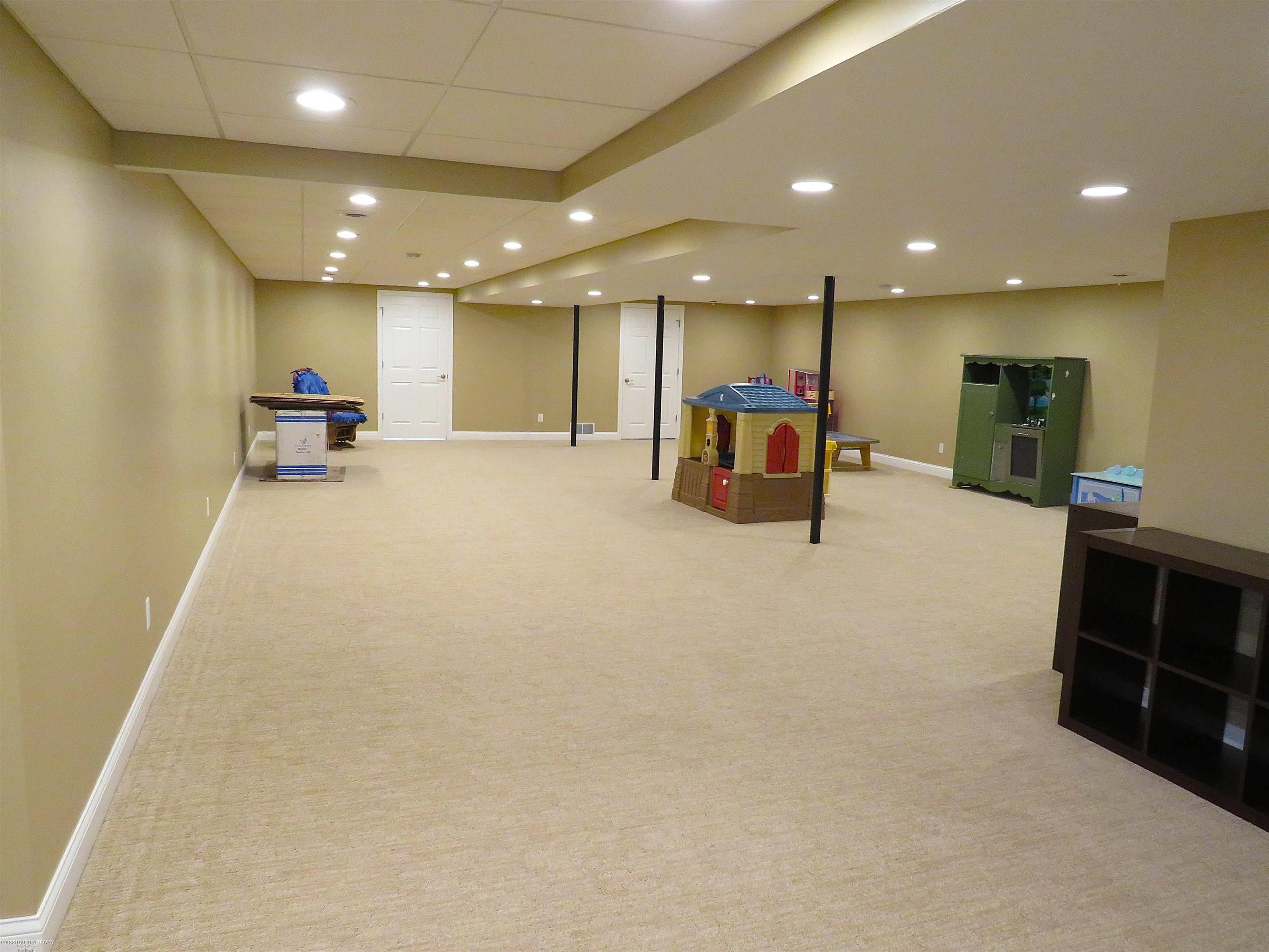 17201 Armada Center Road Armada, MI 48005 - Photo 26 of 33