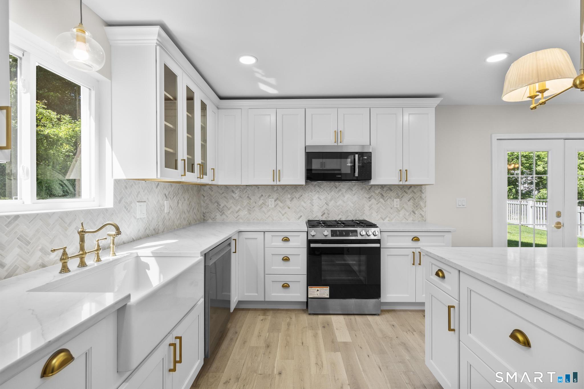 120 Ivy Hill Road Ridgefield, CT 06877 - Photo 4 of 40