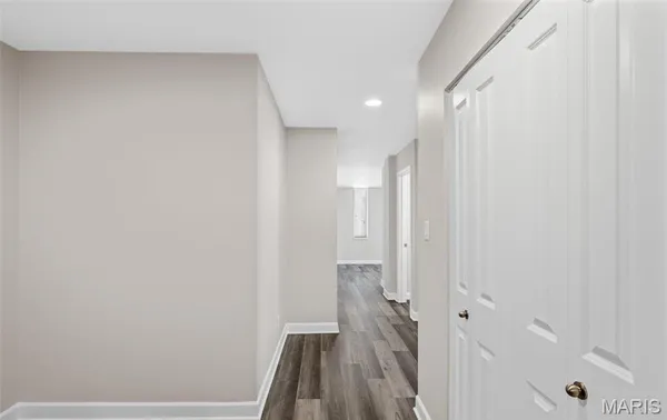 $89,900 | 5696 Kingsbury Avenue, Unit 406, St. Louis, MO 63112