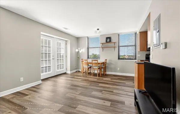 $89,900 | 5696 Kingsbury Avenue, Unit 406, St. Louis, MO 63112