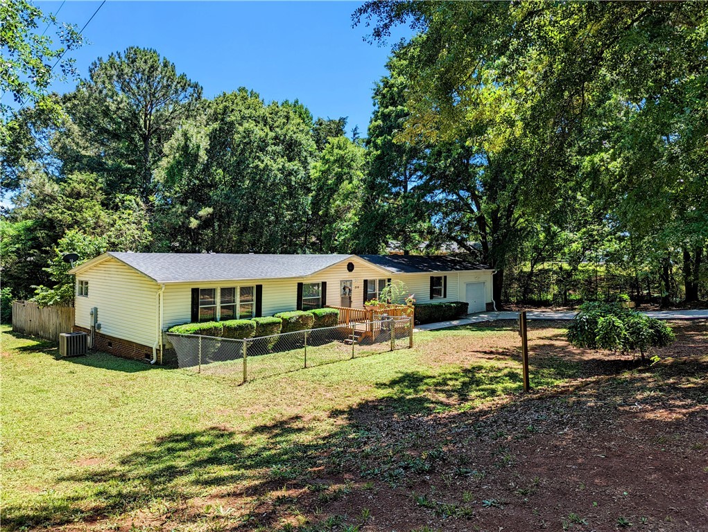 208 Elma Road Anderson, SC 29625 - Photo 2 of 20 Front Side of Home