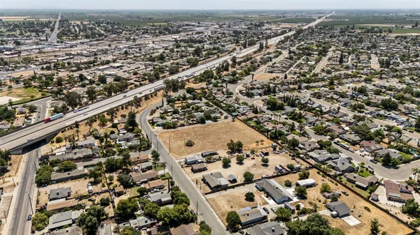 $475,000 | 2595 Pine Street, Selma, CA 93662