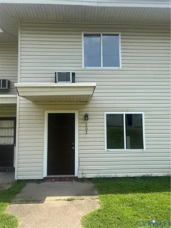 $750 | 202 Monticello Drive, Hopewell, VA 23860