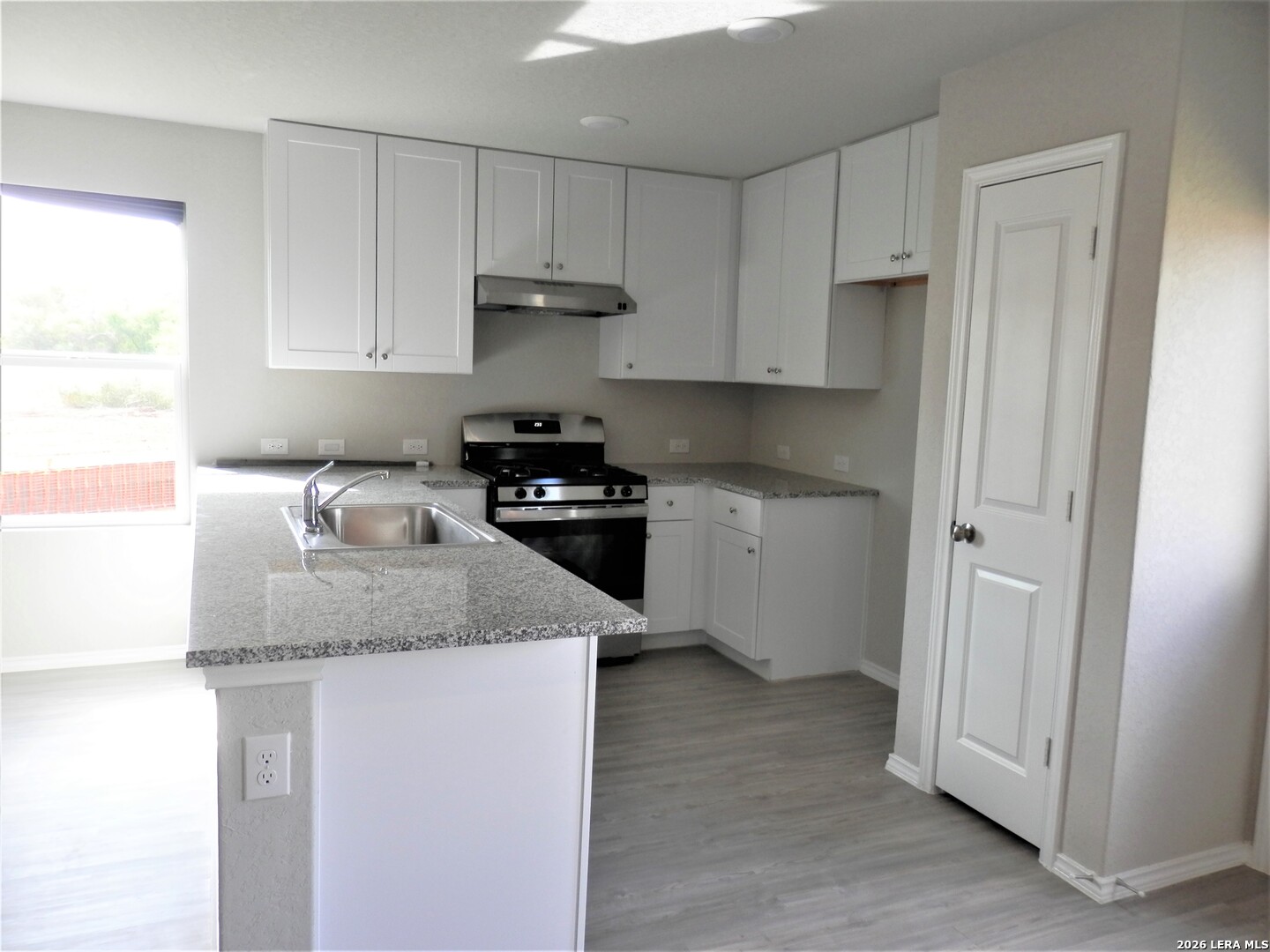 570 Blue Stem Road New Braunfels, TX 78130 - Photo 4 of 20