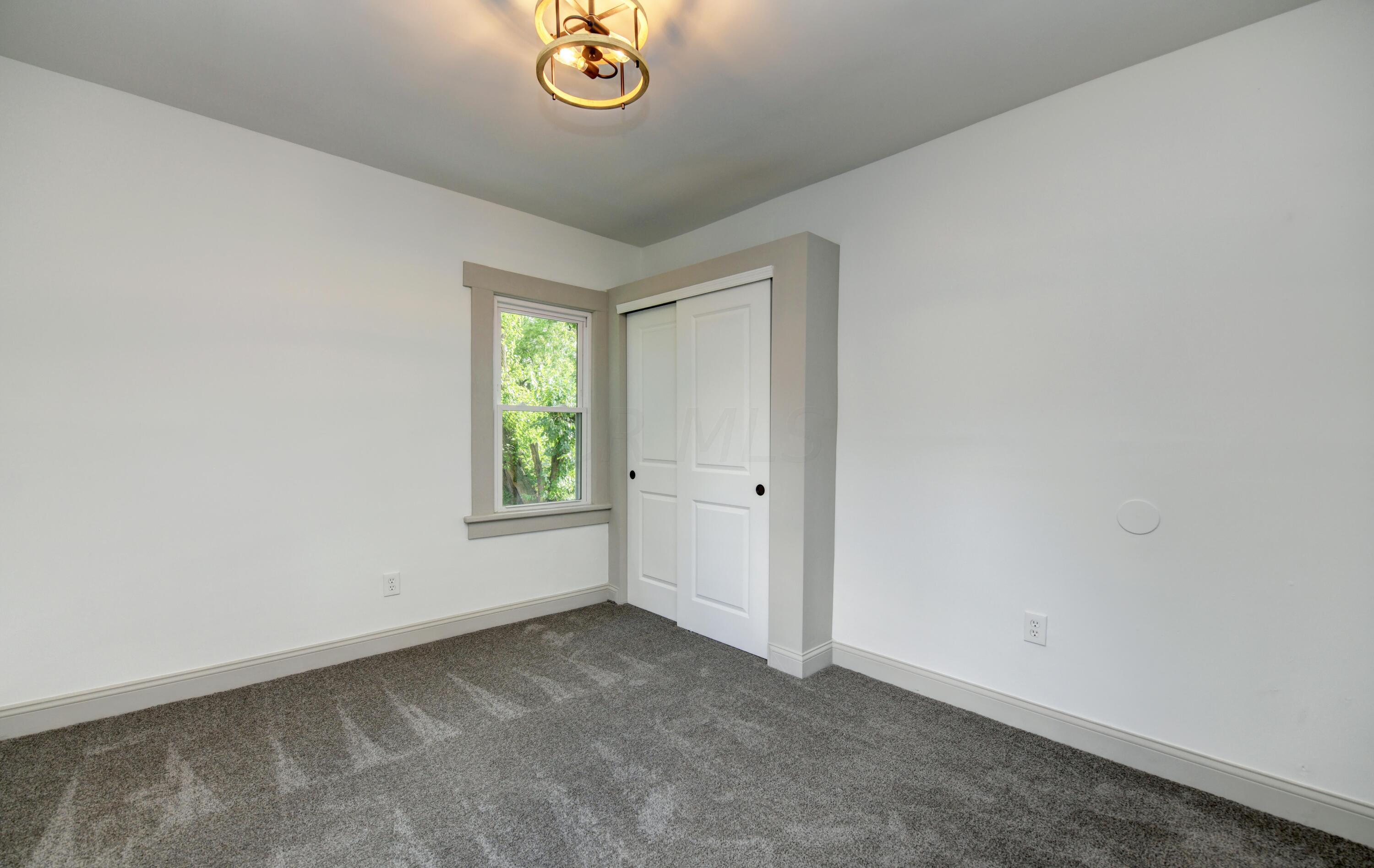 1275 East Fulton Street Columbus, OH 43205 - Photo 25 of 36 Third Bedroom