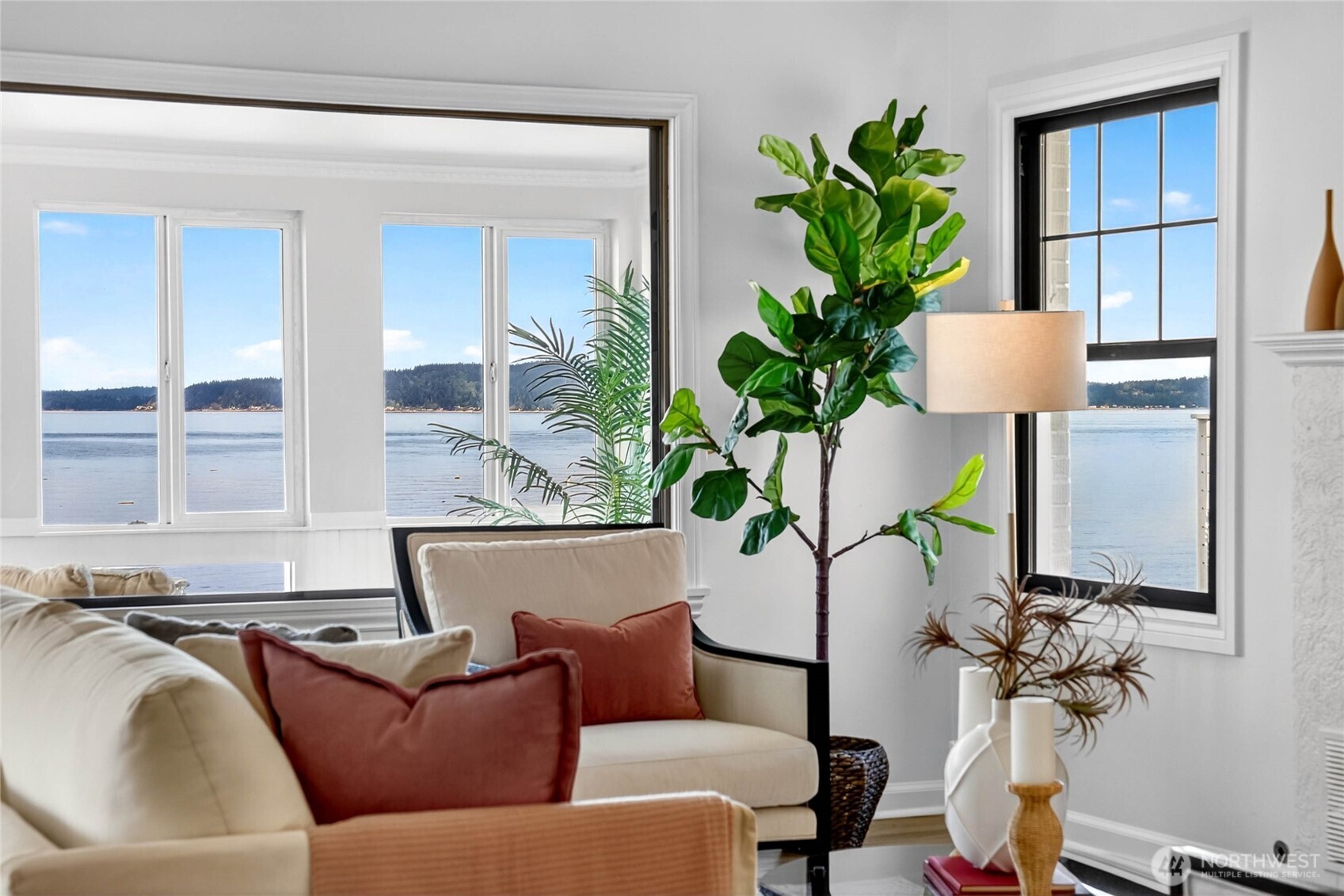 5311 Beach Drive Southwest Seattle, WA 98136 - Photo 6 of 40