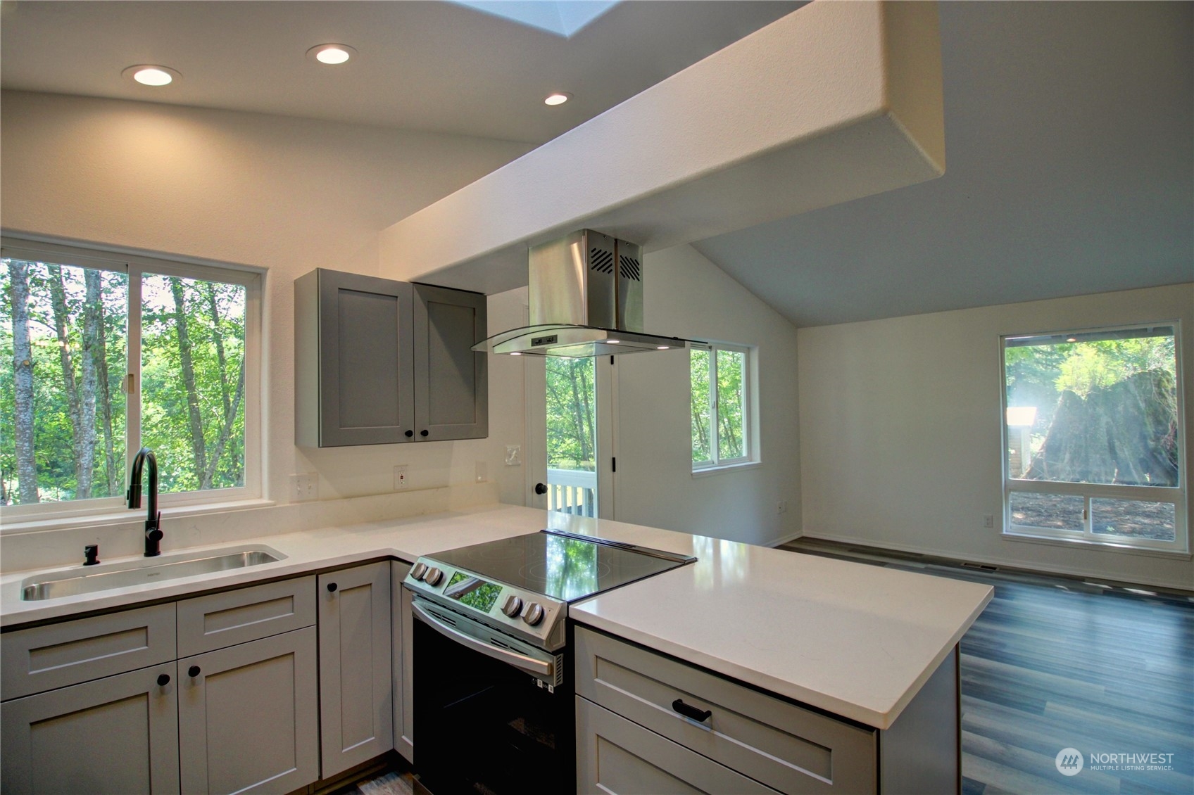 28030 Rose Road Arlington, WA 98223 - Photo 10 of 29 Gallery Image 10