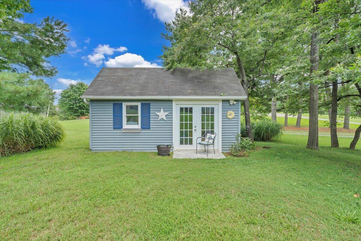 5412 Sundance Road Salem, VA 24153 - Photo 34 of 55 Shed