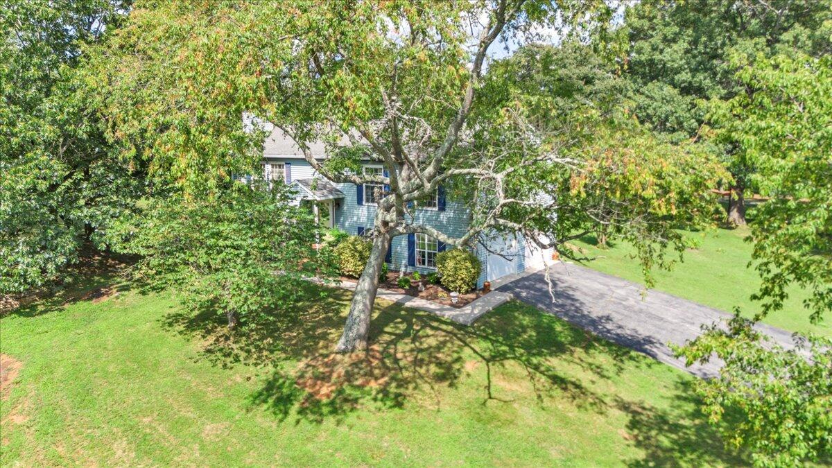 5412 Sundance Road Salem, VA 24153 - Photo 50 of 55 51-DJI_20250728155140_0040_D