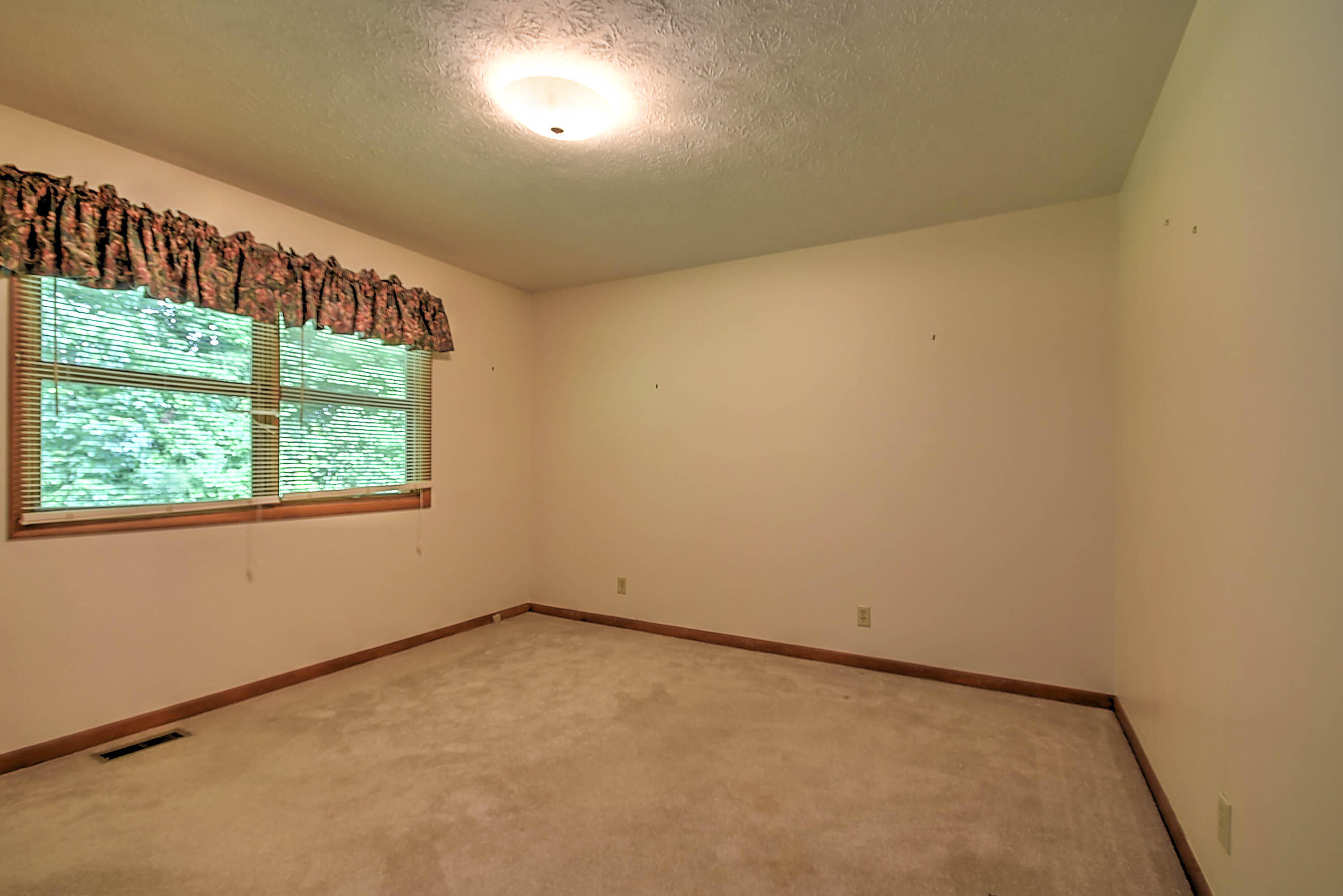 853 Island Road Blountville, TN 37617 - Photo 24 of 48 Island Rd-30