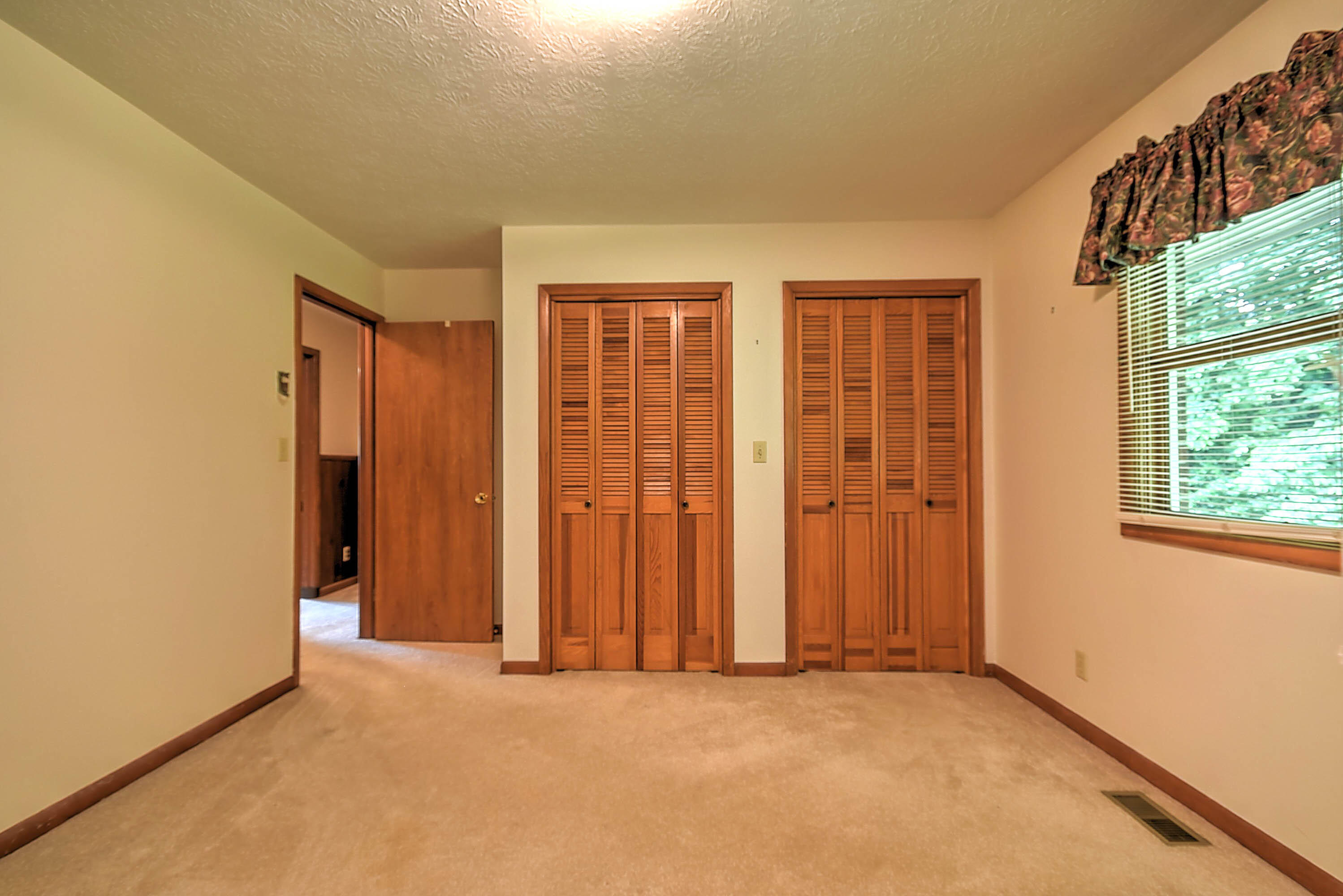 853 Island Road Blountville, TN 37617 - Photo 28 of 48 Island Rd-33
