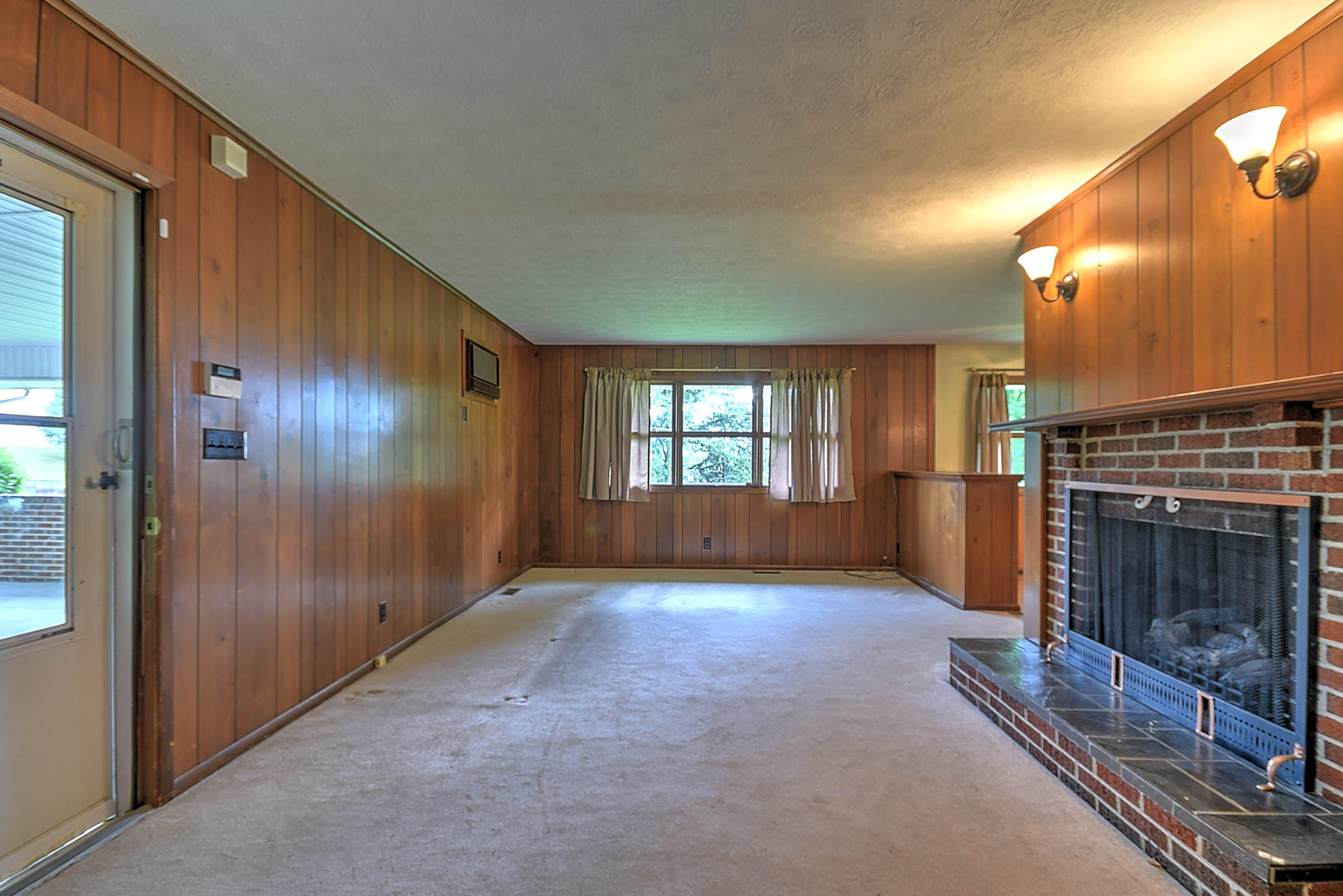 853 Island Road Blountville, TN 37617 - Photo 6 of 48 Island Rd-12
