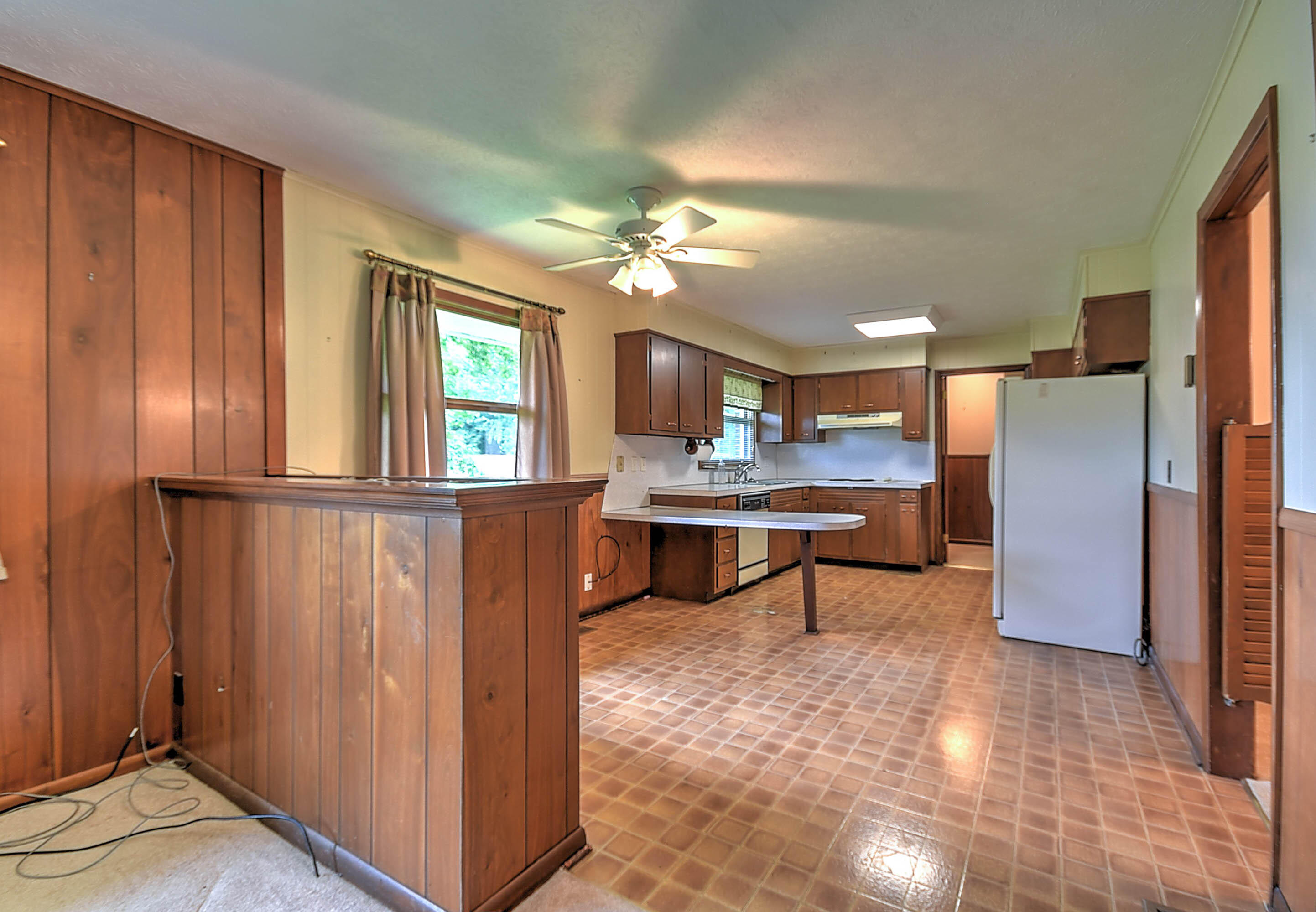 853 Island Road Blountville, TN 37617 - Photo 10 of 48 Island Rd-15