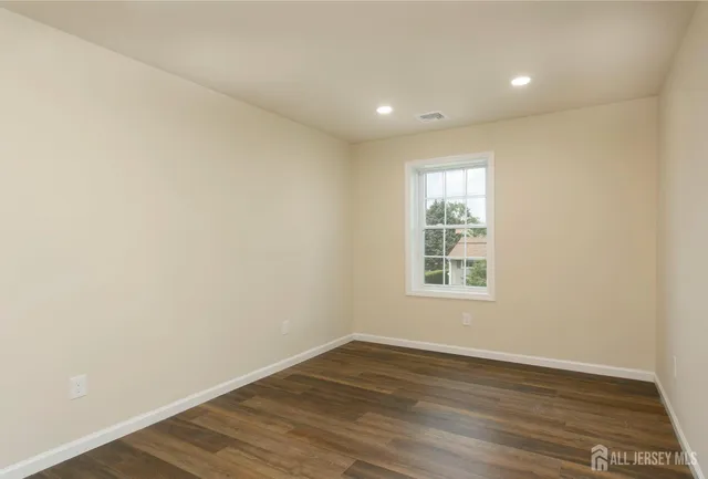 $849,000 | 15 Bradley Drive, Edison, NJ 08817