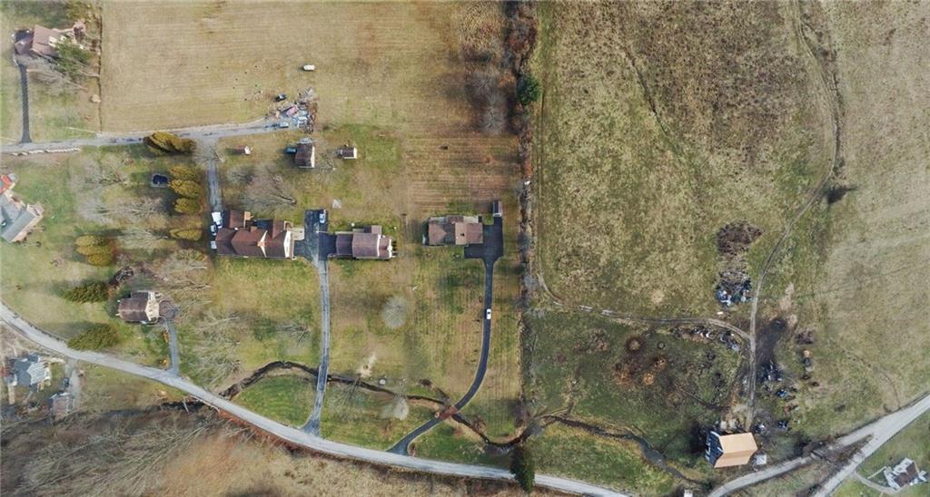 140 Possum Hollow Road Greensburg, PA 15601 - Photo 40 of 40 a bathroom with shower