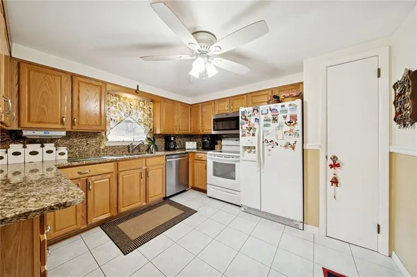 $349,900 | 140 Possum Hollow Road, Greensburg, PA 15601