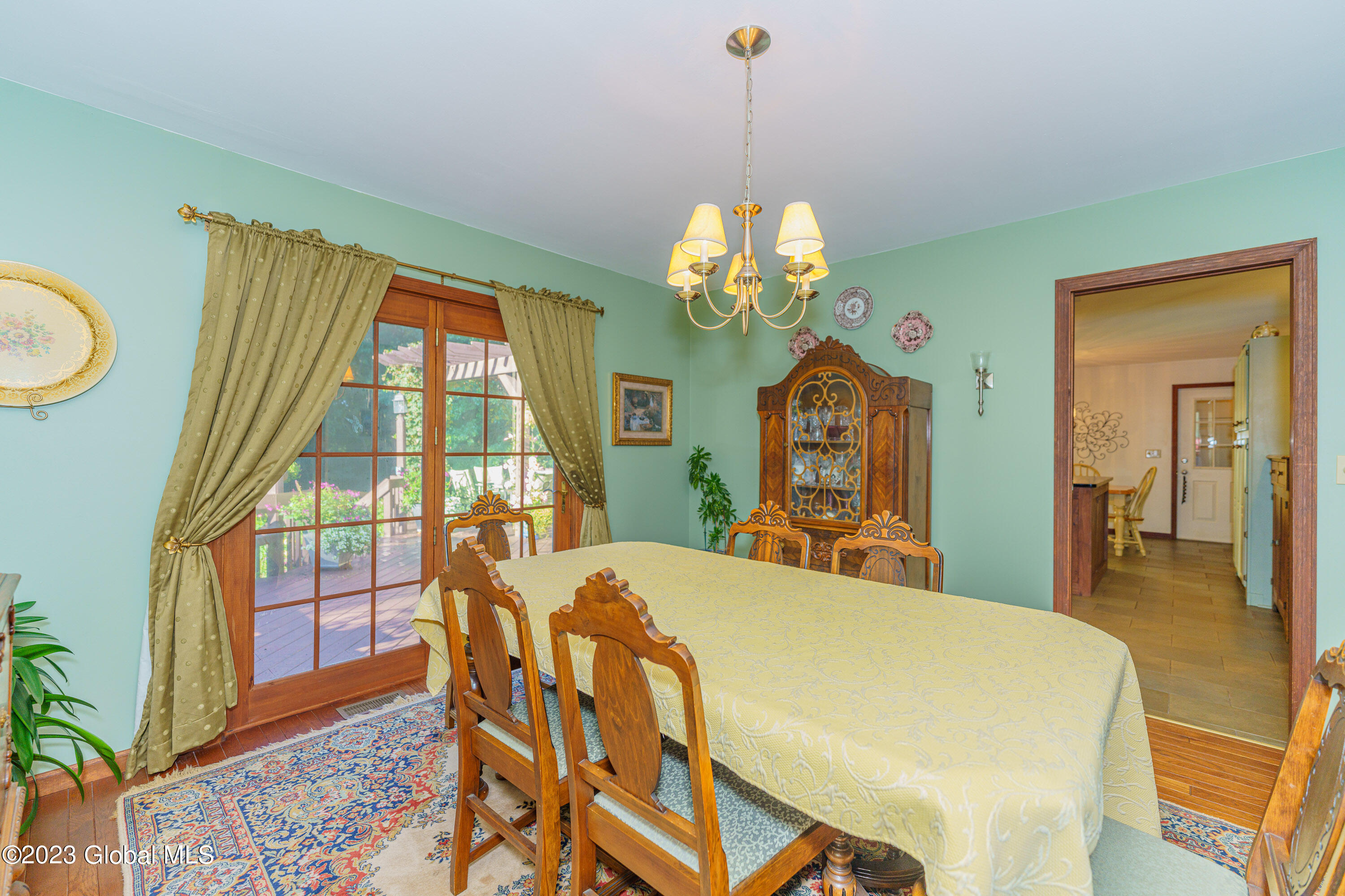 20 Timber Ledge Schodack, NY 12061 - Photo 15 of 61 3 Diningroom 2