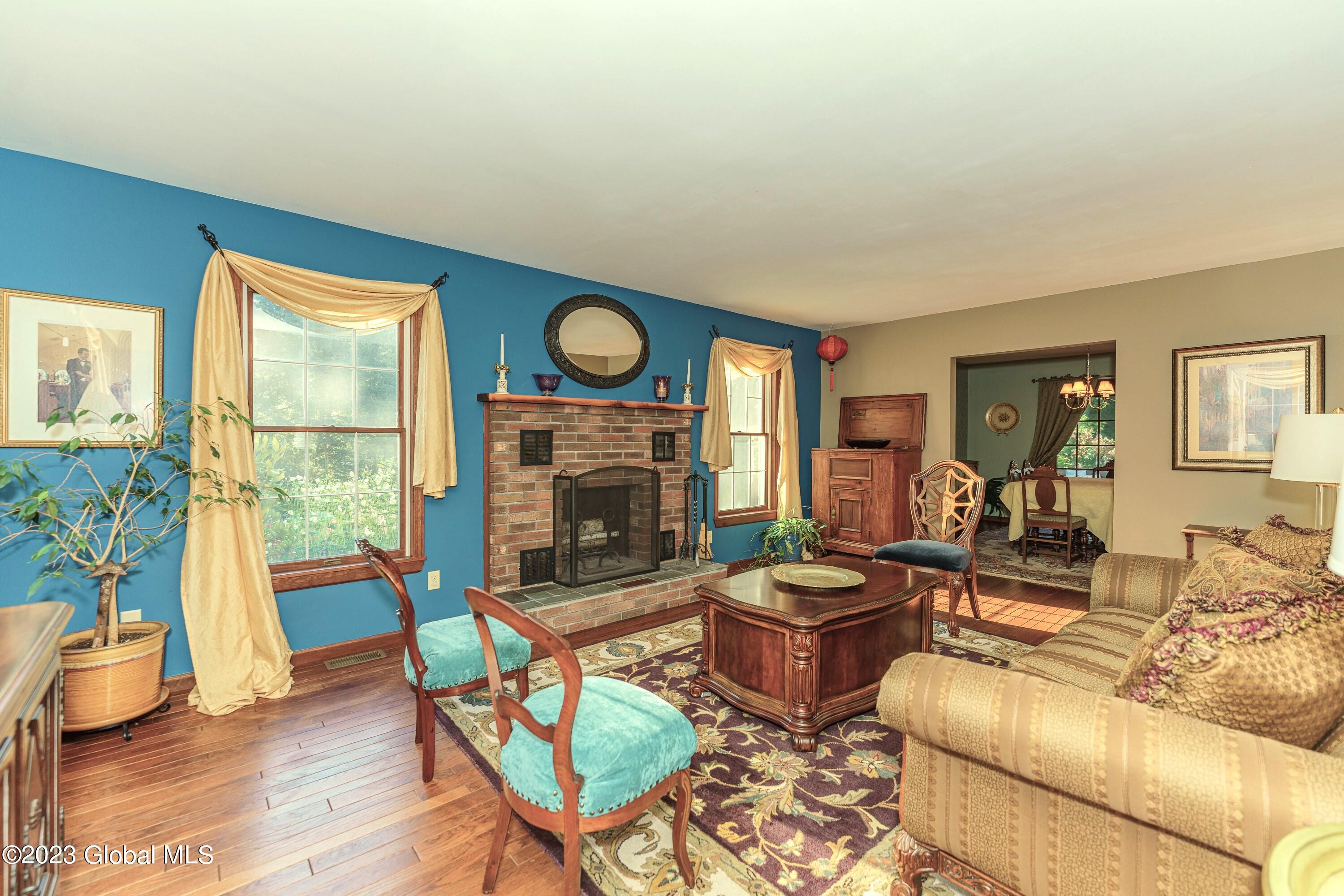 20 Timber Ledge Schodack, NY 12061 - Photo 18 of 61 2 Livingroom 2edit