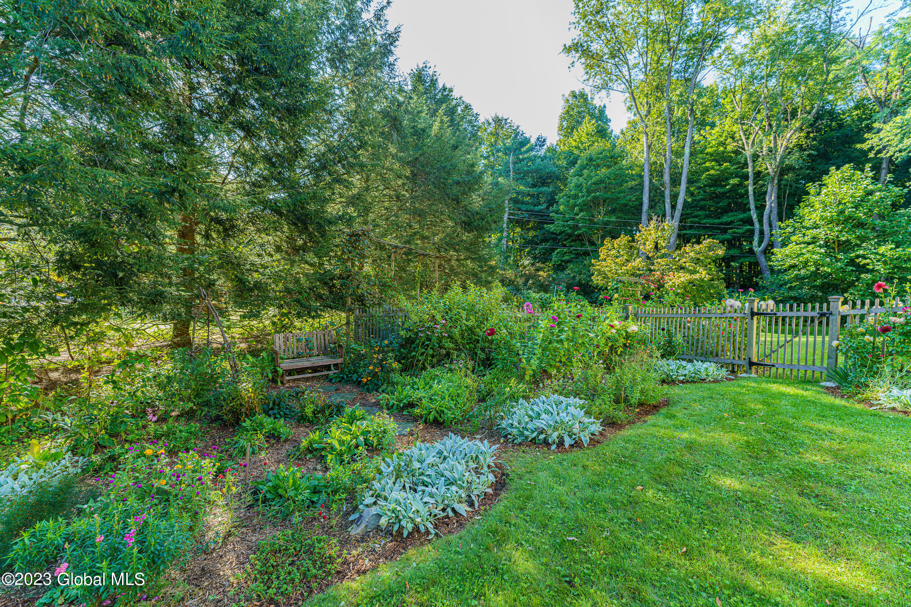 20 Timber Ledge Schodack, NY 12061 - Photo 58 of 61 Yard 15