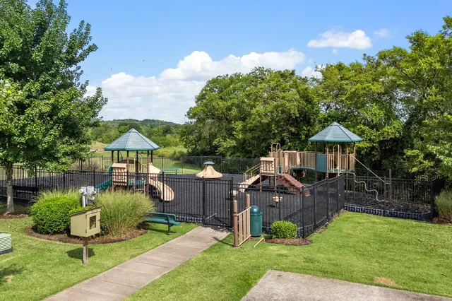 $534,811 | 1200 Scarcroft Lane, Nashville, TN 37221