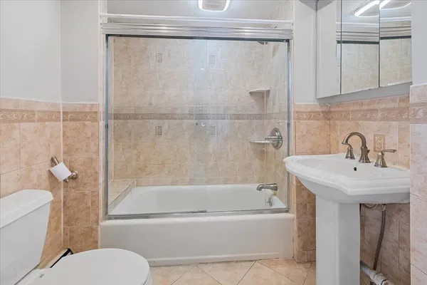 $3,500 | 259 7th Street, Unit 1, Hoboken, NJ 07030