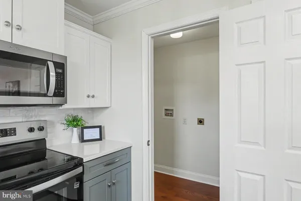 $385,000 | 55 Burberry Lane, Mount Wolf, PA 17347