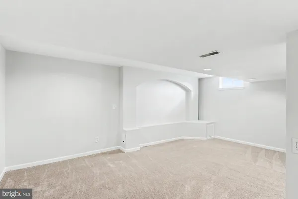 $385,000 | 55 Burberry Lane, Mount Wolf, PA 17347