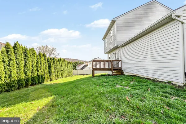 $385,000 | 55 Burberry Lane, Mount Wolf, PA 17347
