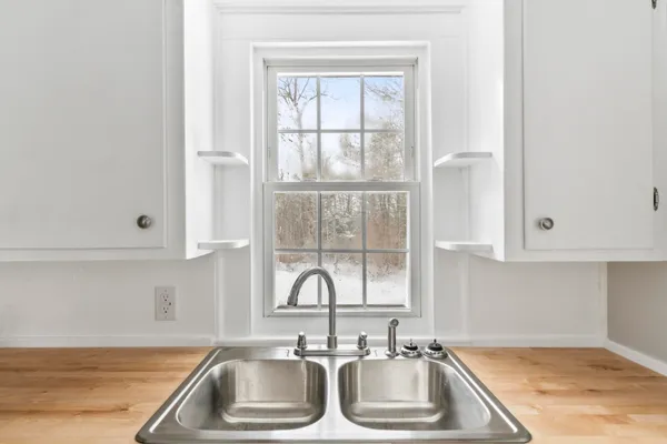 $645,000 | 569 Middle Road, Dresden, ME 04342