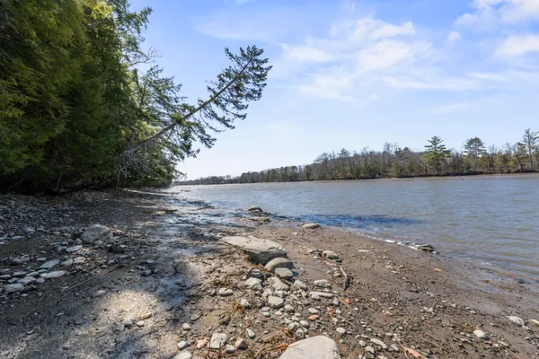 $645,000 | 569 Middle Road, Dresden, ME 04342