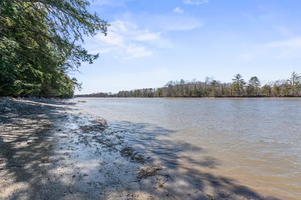 $645,000 | 569 Middle Road, Dresden, ME 04342