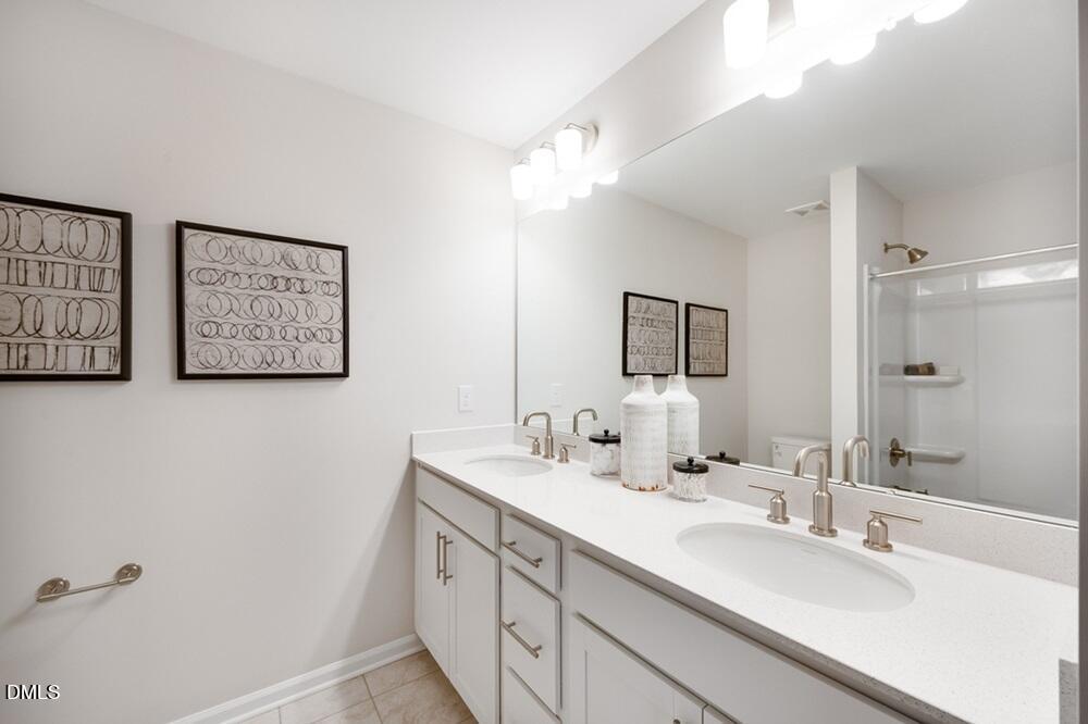 709 Bolera Road Knightdale, NC 27545 - Photo 25 of 45 hj-nc-raleigh-silverstone-charleston-127