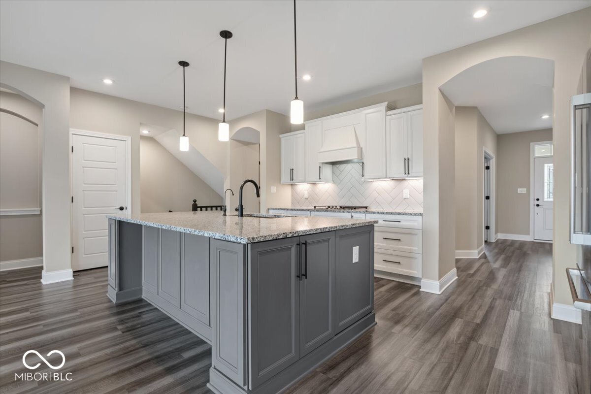 12205 Hidden Point Ct. Fishers, IN 46037 - Photo 12 of 50