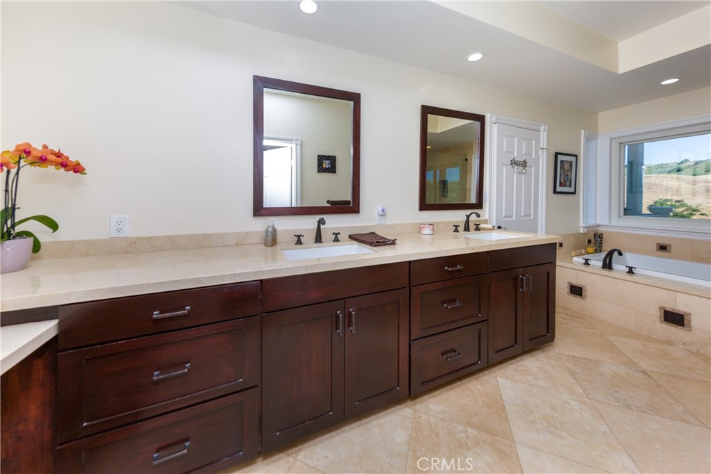 50 Saddlebow Road Bell Canyon, CA 91307 - Photo 30 of 53